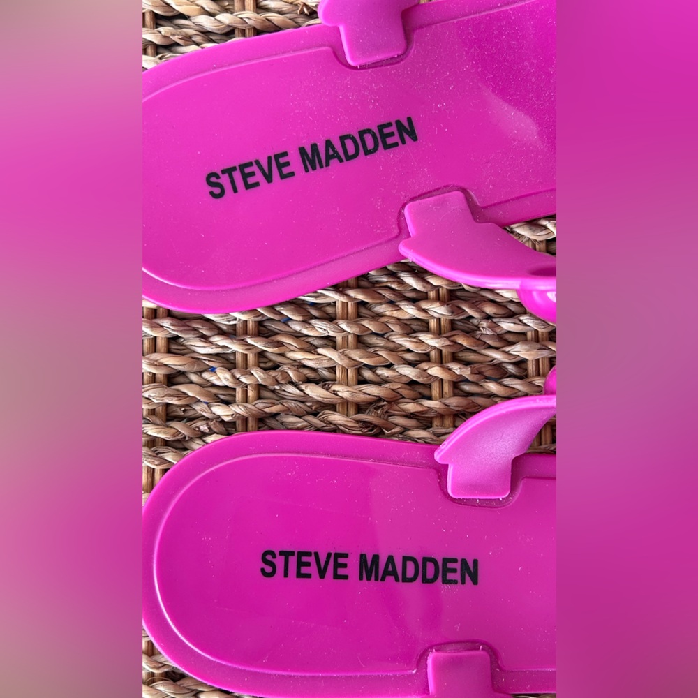 Steve Madden Zaza Bubble Strap Slide Sandals Bright Pink Size 9 - Picture 6 of 10